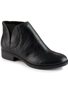 Unisa Thayer Ankle Boots shoes  Black leather Size 7
